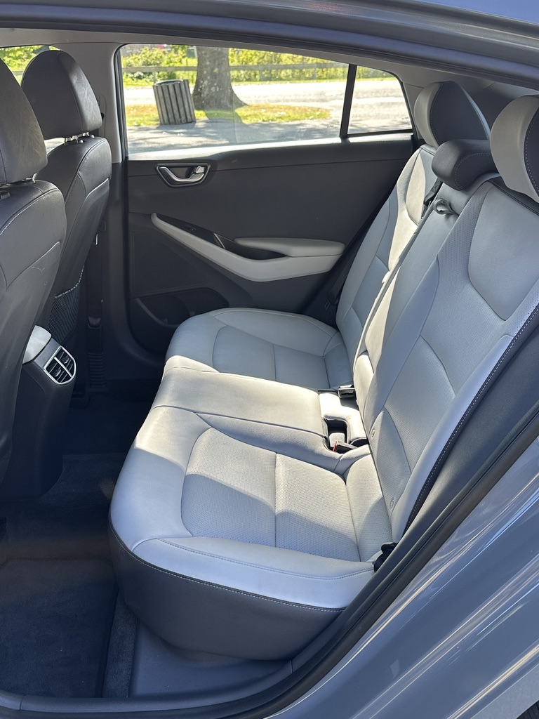 Used 2021 Hyundai Ioniq Limited FWD image 22
