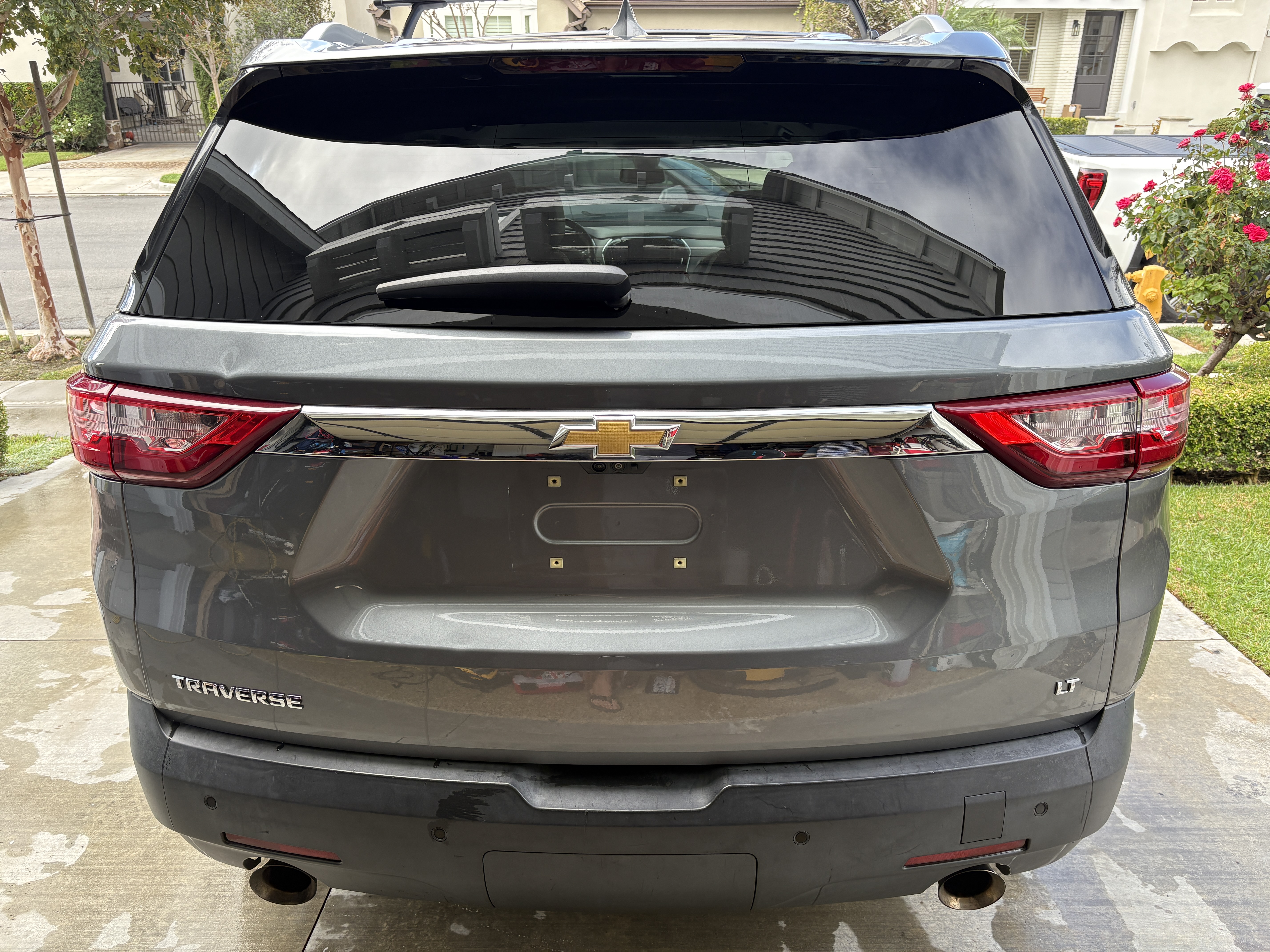 Used 2018 Chevrolet Traverse LT FWD image 6