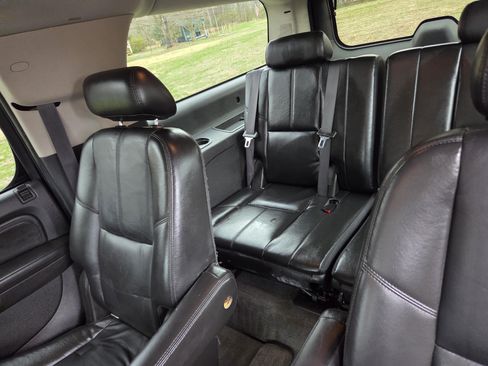 Used 2008 GMC Yukon XL Denali image 9