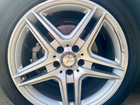 Used 2013 Mercedes-Benz E 350 4MATIC Sedan image 16