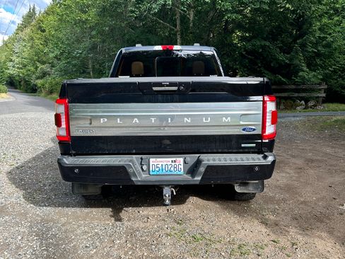 Used 2021 Ford F150 Platinum w/ FX4 Off-Road Package AWD/4WD image 5