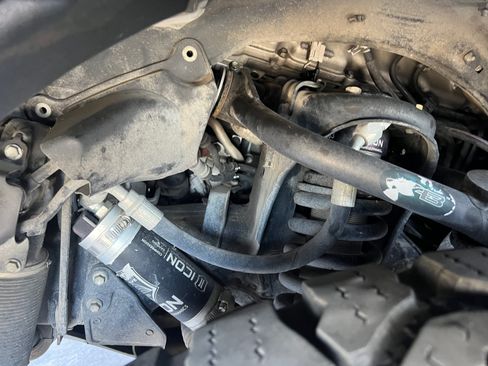 Used 2016 Toyota Land Cruiser image 9