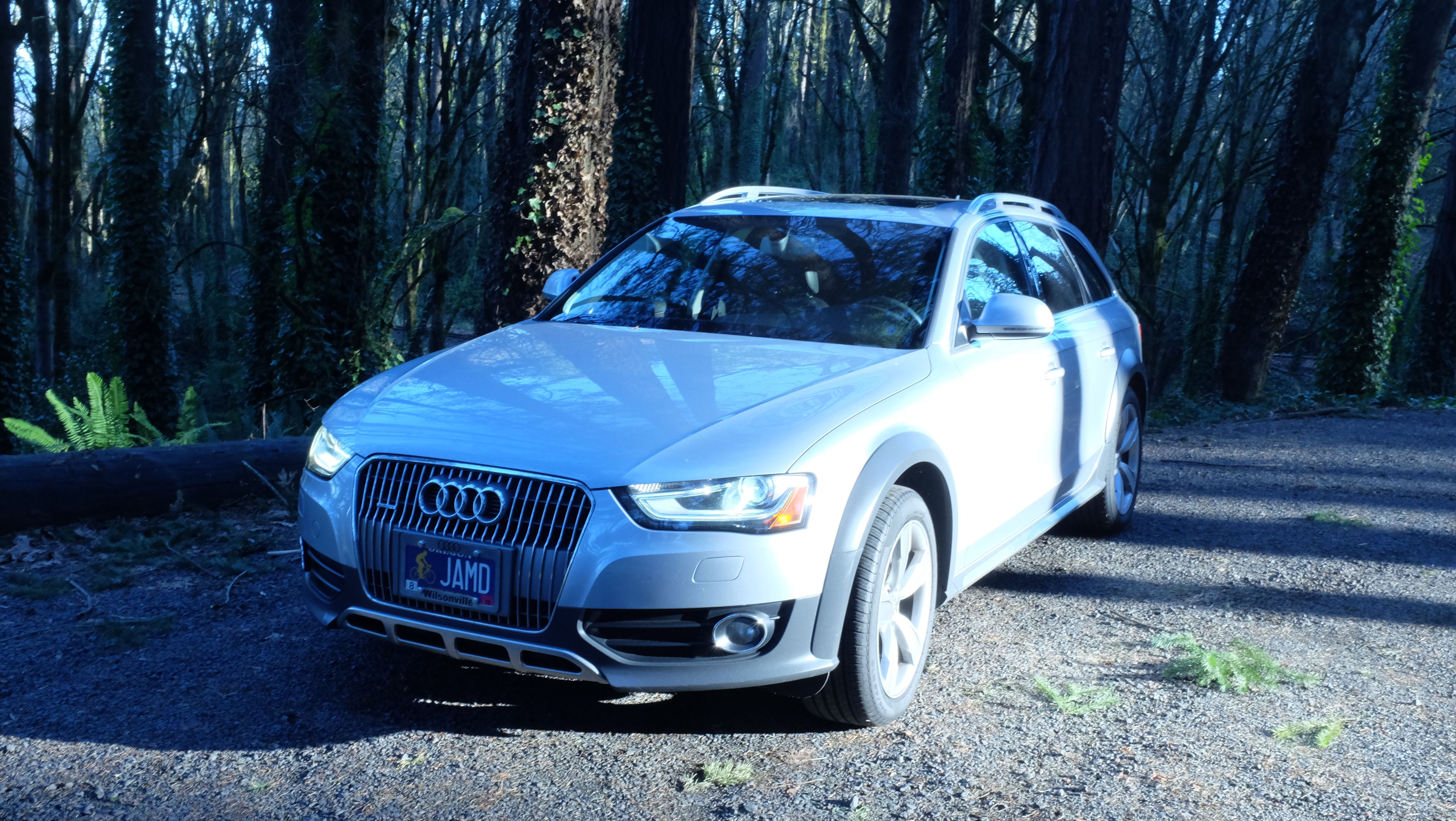 Used 2015 Audi A4 Premium Plus w/ Technology Package AWD/4WD image 5