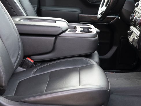 Used 2020 Chevrolet Silverado 1500 LTZ image 9