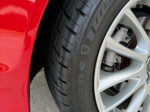 Used 2008 Volvo C70 T5 image 12