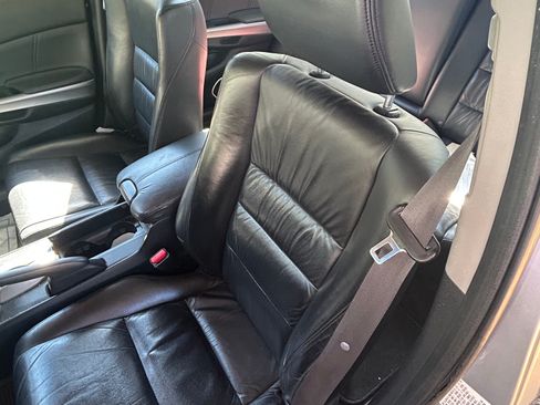 Used 2009 Honda Accord EX-L image 2