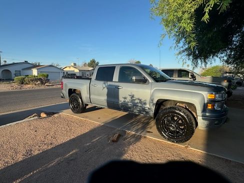 Used 2015 Chevrolet Silverado 1500 LT w/ All Star Edition AWD/4WD image 2