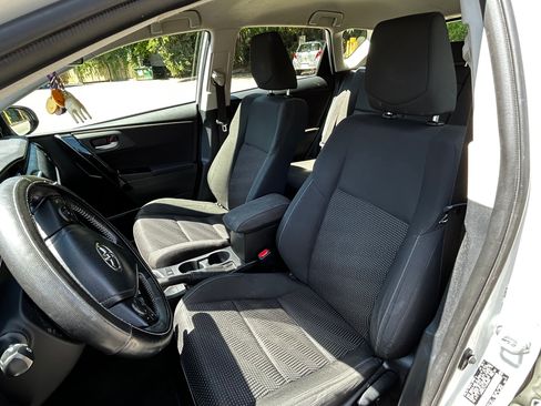 Used 2017 Toyota Corolla iM w/ Carpet Mat Package FWD image 16