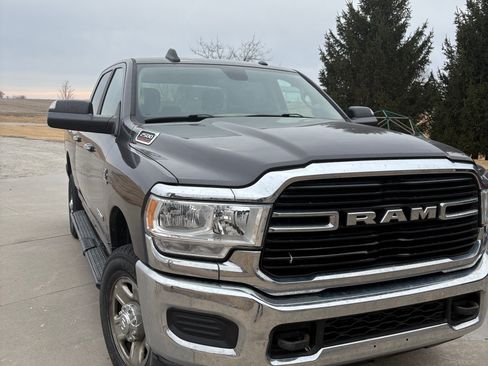 Used 2019 RAM 2500 Big Horn image 2