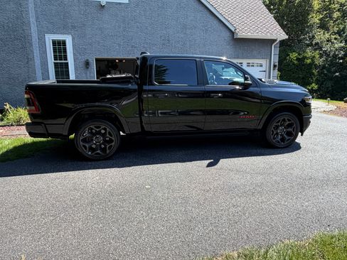 Used 2022 RAM 1500 Limited AWD/4WD image 15