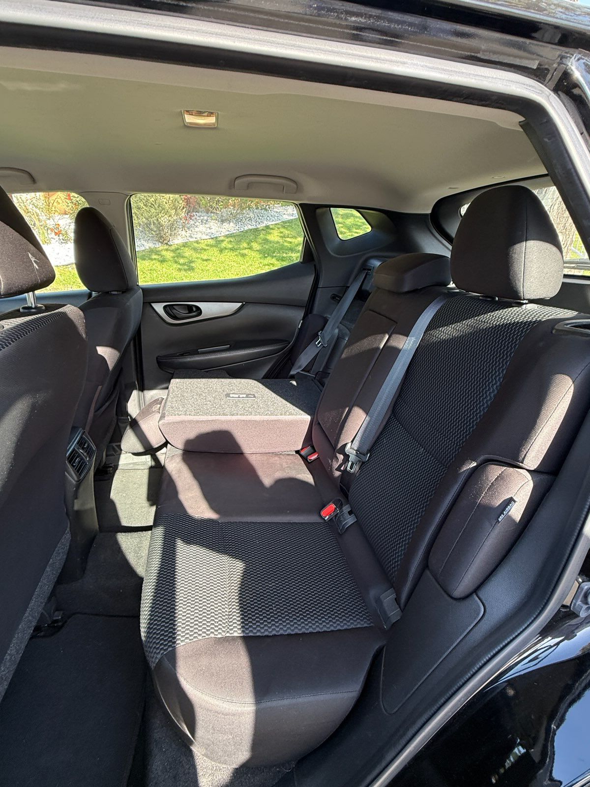 Used 2020 Nissan Rogue Sport S FWD image 11