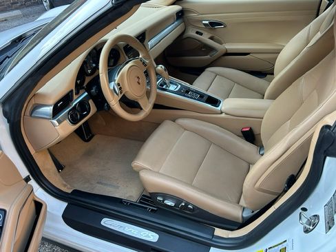 Used 2013 Porsche 911 Carrera 4S image 13