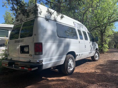 Used 2013 Ford E-250 and Econoline 250 Extended RWD image 1