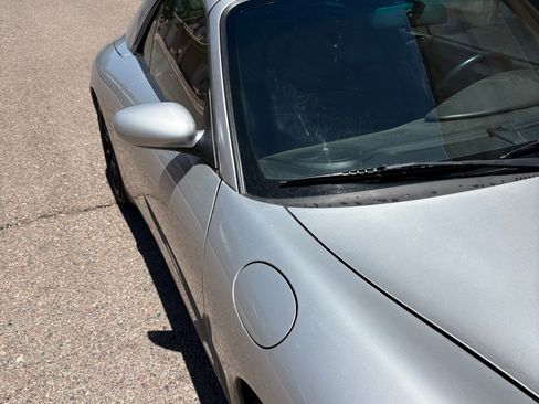 Used 2000 Porsche 911 Carrera 4 AWD/4WD image 4