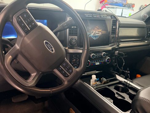 Used 2023 Ford F250 Lariat w/ Lariat Ultimate Package image 15