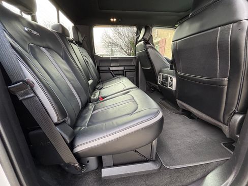 Used 2018 Ford F250 Platinum w/ Platinum Ultimate Package image 25