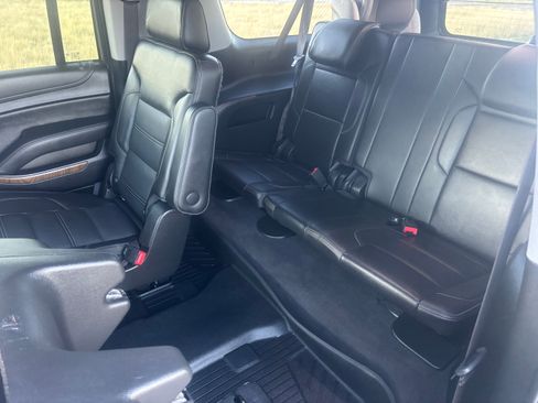 Used 2020 GMC Yukon XL Denali w/ Open Road Package image 9