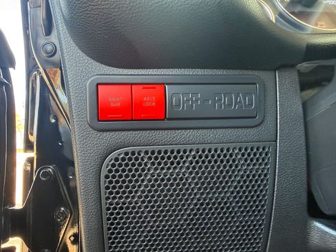 Used 2018 Jeep Wrangler Unlimited Rubicon image 6