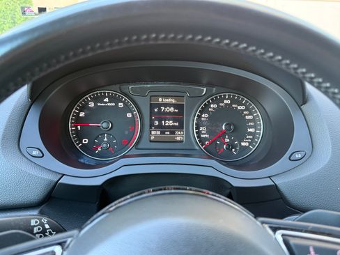 Used 2016 Audi Q3 2.0T Premium Plus w/ Technology Package FWD image 16
