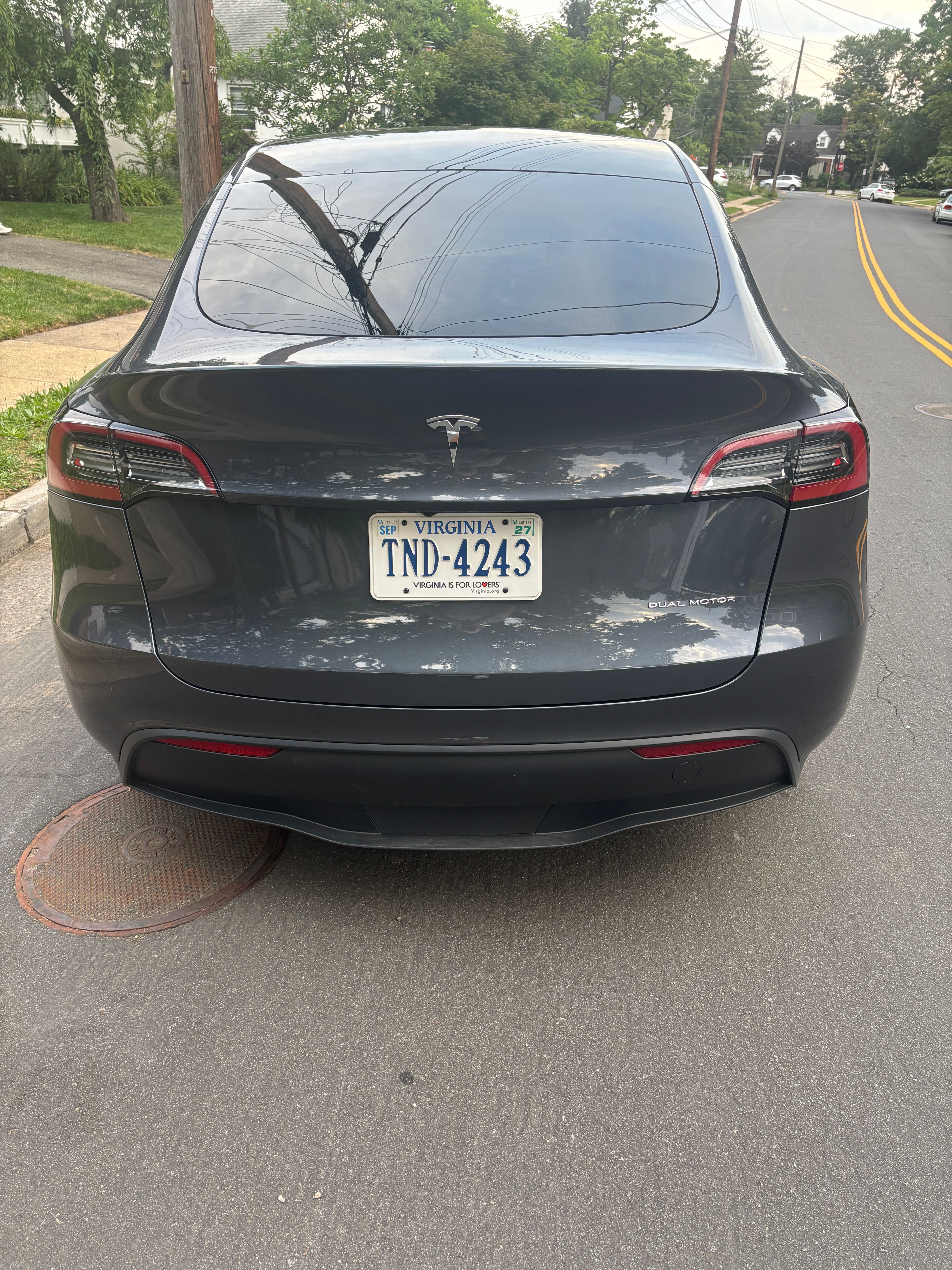 Used 2023 Tesla Model Y Long Range AWD/4WD image 5