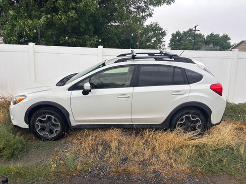 Used 2015 Subaru Crosstrek 2.0i Premium w/ Popular Package #2 AWD/4WD image 2