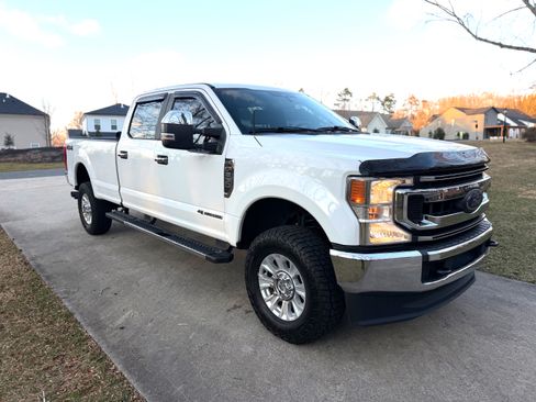 Used 2020 Ford F250 XL w/ STX Appearance Package image 4