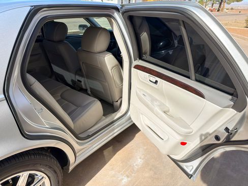 Used 2011 Cadillac DTS Premium w/ Driver Awareness Package image 14