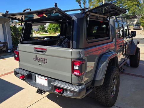 Used 2021 Jeep Gladiator Rubicon image 6