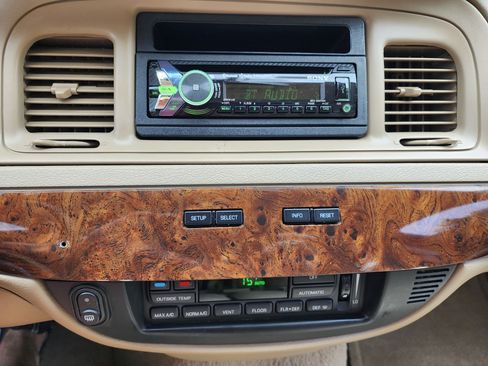 Used 2007 Mercury Grand Marquis LS image 26