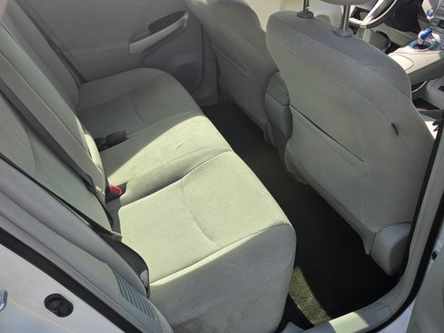 Used 2015 Toyota Prius Three image 13