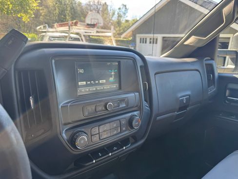 Used 2016 Chevrolet Silverado 2500 W/T w/ WT Convenience Package image 10