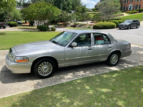 Used 2006 Mercury Grand Marquis LS RWD image 1