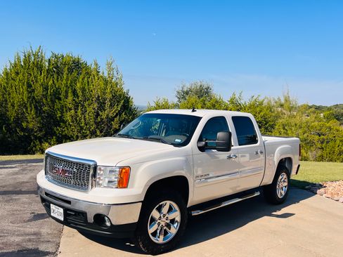 Used 2012 GMC Sierra 1500 SLE w/ Regional Value Package image 2