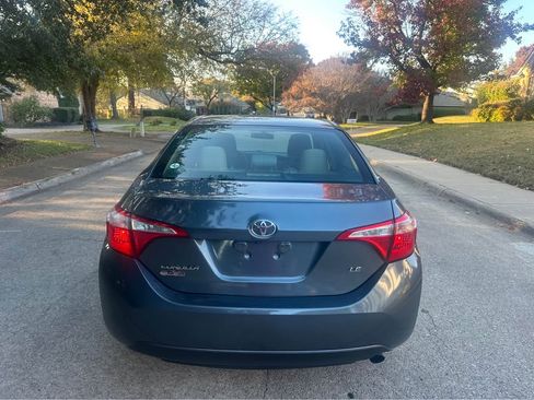 Used 2018 Toyota Corolla LE image 6