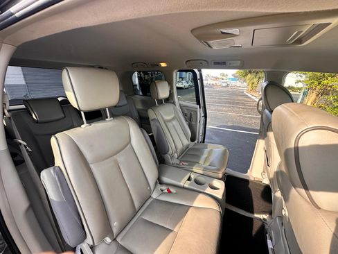 Used 2014 Nissan Quest SL image 2