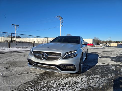 Used 2016 Mercedes-Benz C 63 AMG S w/ Driver Assistance Package image 4