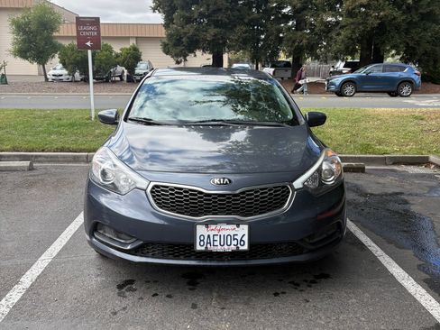 Used 2016 Kia Forte LX FWD image 1