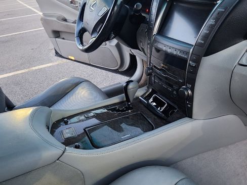 Used 2008 Lexus LS 460 image 5