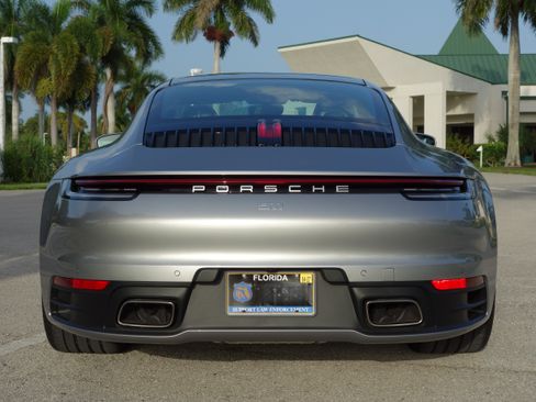 Used 2023 Porsche 911 Carrera image 13