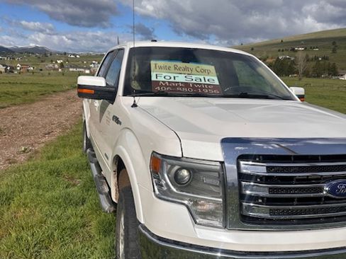 Used 2014 Ford F150 Lariat w/ Equipment Group 502A Luxury AWD/4WD image 4