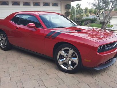 Used 2011 Dodge Challenger R/T w/ Sound Group II