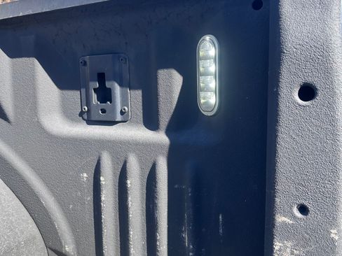 Used 2018 Ford F150 Lariat image 25