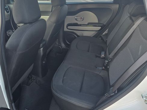 Used 2019 Kia Soul + w/ Audio Package image 11