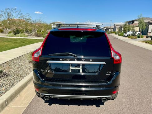 Used 2016 Volvo XC60 T6 R-Design Platinum w/ Climate Package image 5