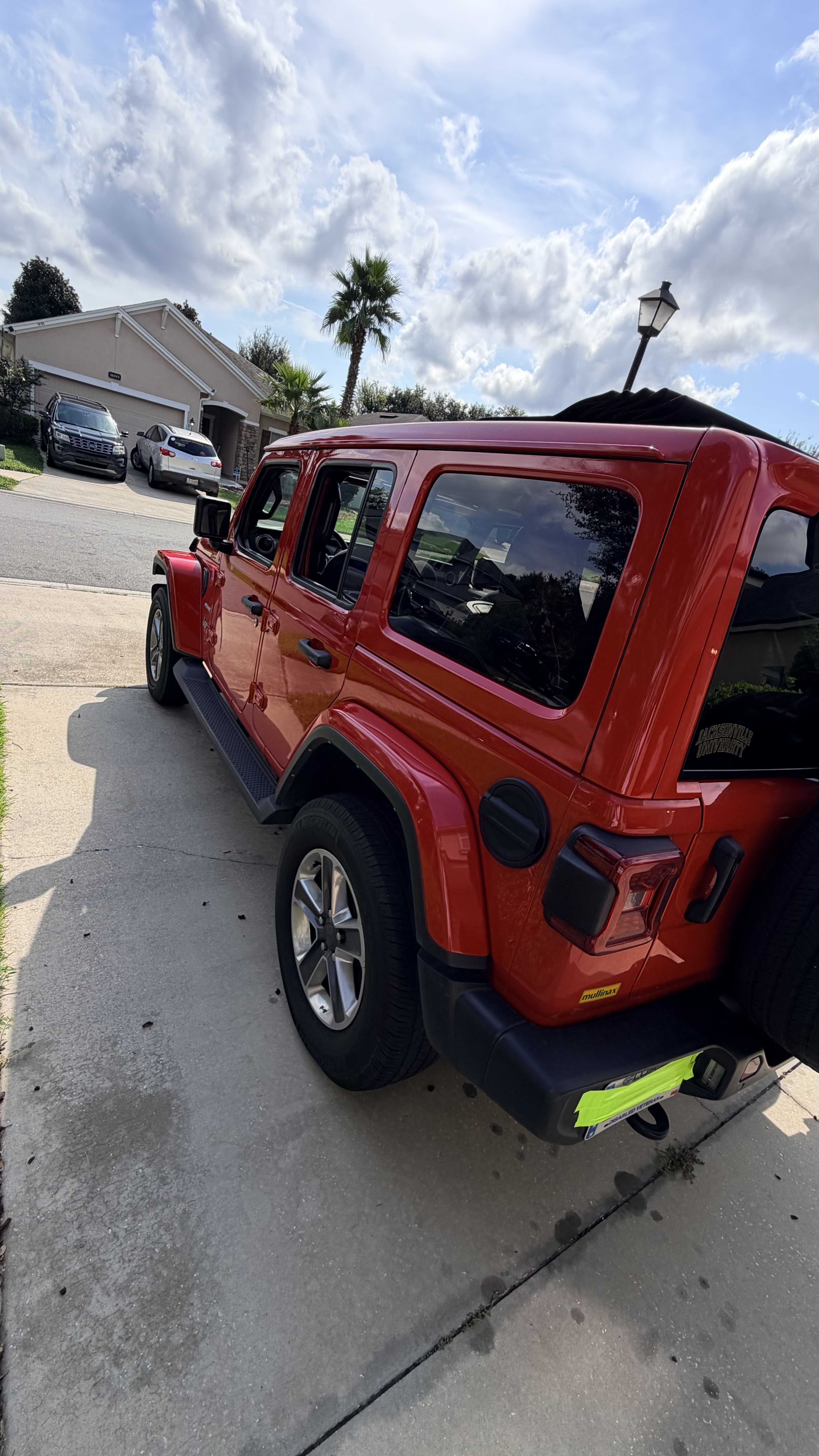 Used 2021 Jeep Wrangler Unlimited Sahara AWD/4WD image 5
