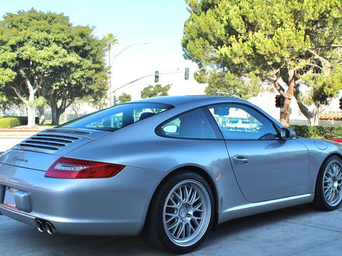 Used 2007 Porsche 911 Carrera image 8