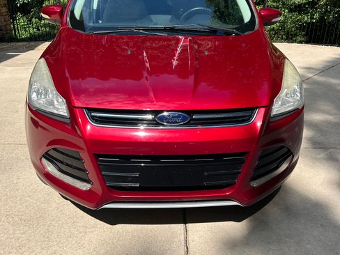 Used 2014 Ford Escape Titanium FWD image 9