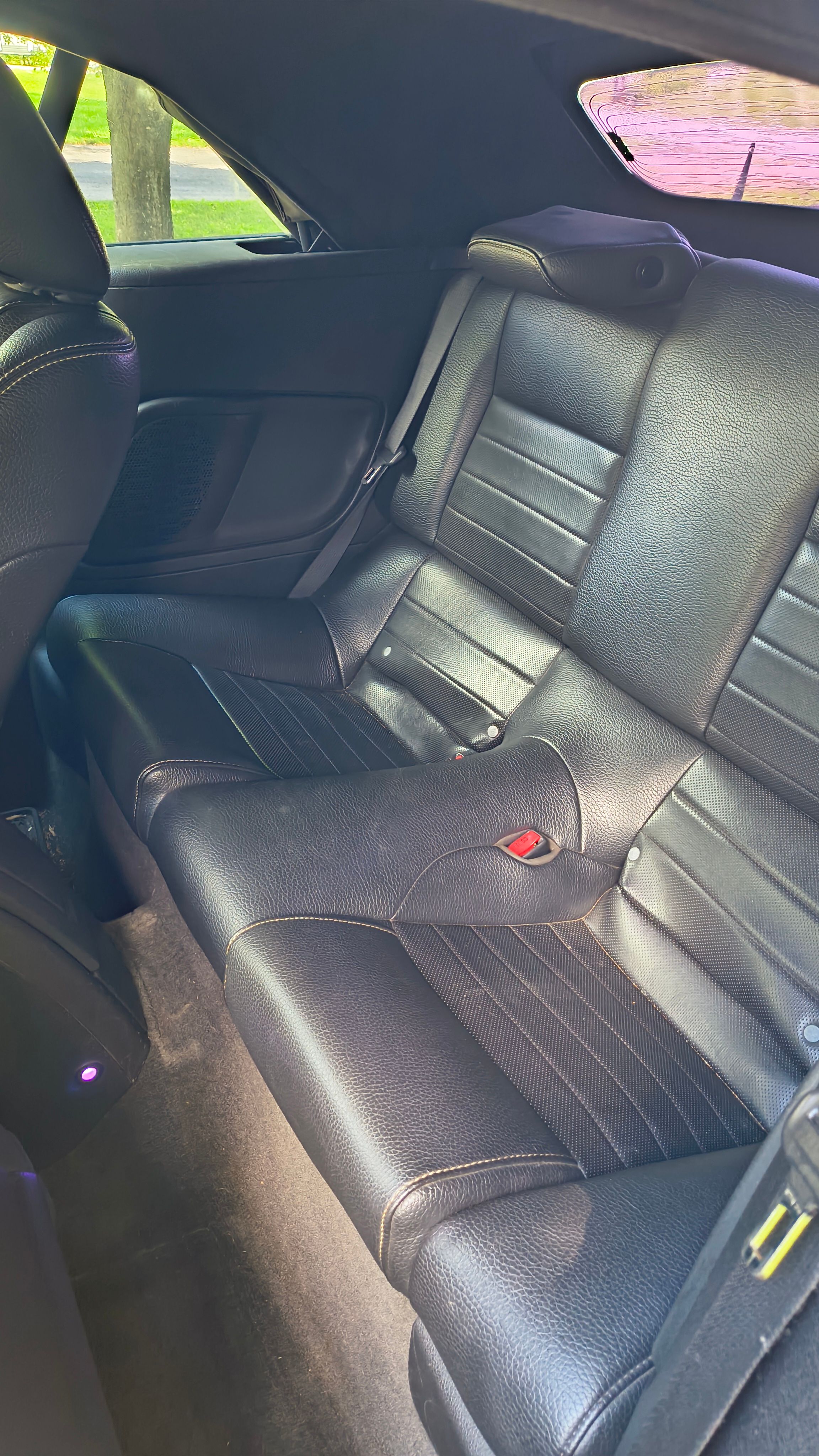 Used 2011 Ford Mustang GT Premium RWD image 13
