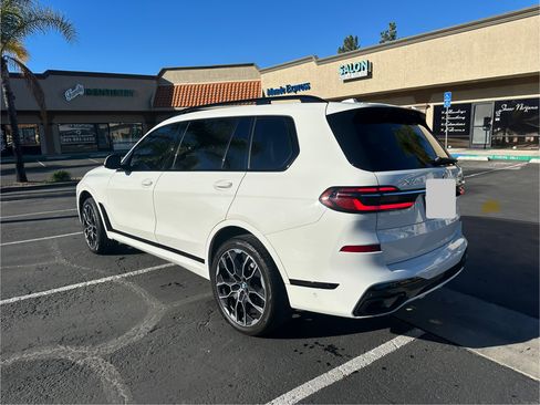 Used 2023 BMW X7 xDrive40i w/ M Sport Package image 13