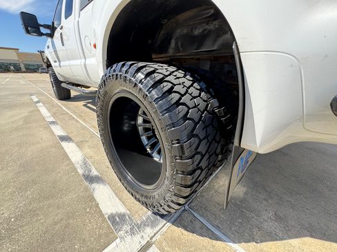 Used 2004 Ford F350 XL AWD/4WD image 8